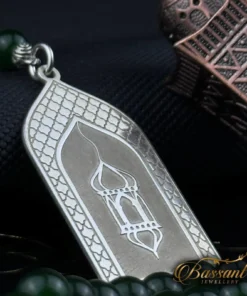 Alternative view of Green Jade Rosary